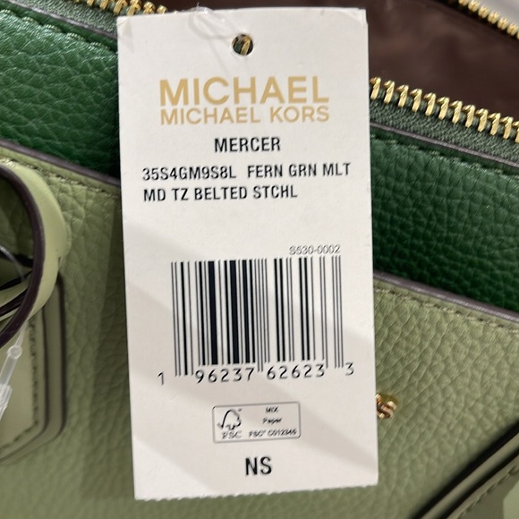 MICHAEL KORS
Mercer Medium Color-Block Belted Satchel Crossbody Purse 
NWT - Picture 11 of 16